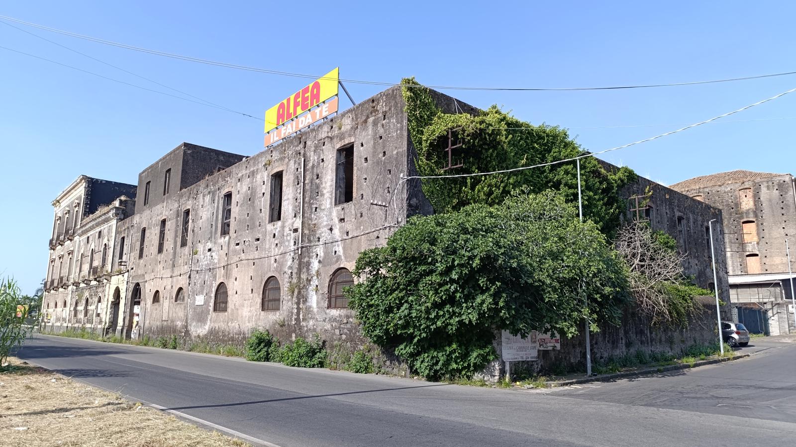 Panorama sulla costa di Acireale dalla Timpa - escursione guidata Sicilia